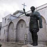 �2 stelle� - Barletta: �Colosso